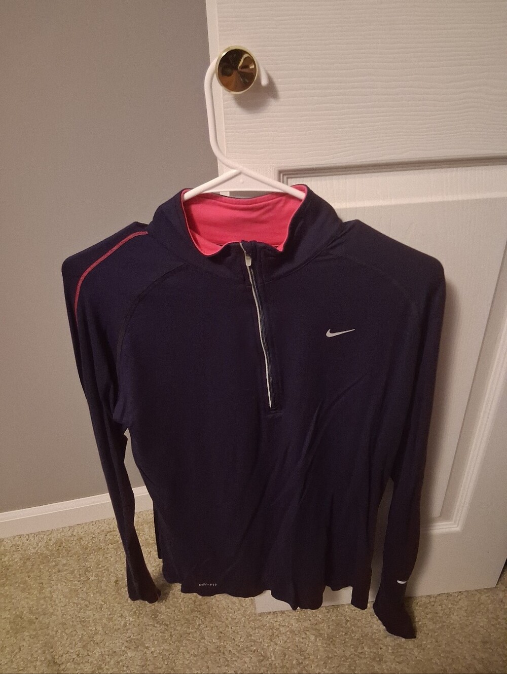 Women's Nike quarter zip pullover